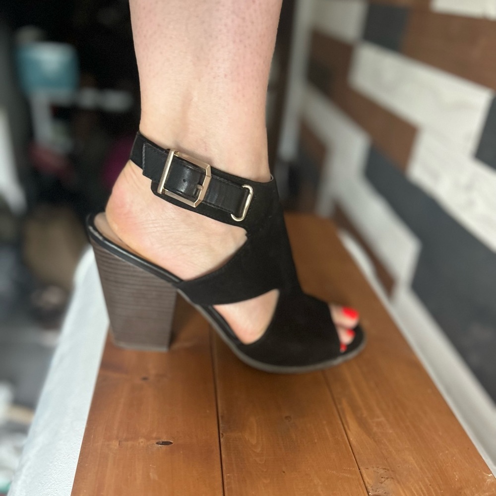 High heels sandals Fergalicious